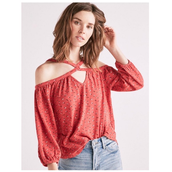 Lucky Brand Tops - Lucky Brand // NWT ditsy floral off shoulder top
